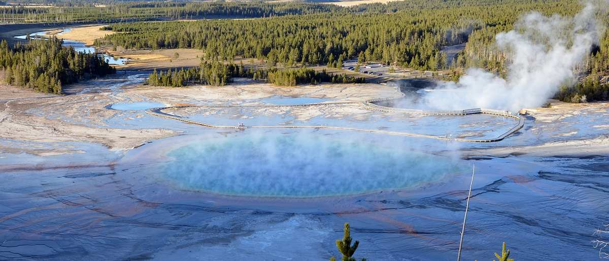 Îles volcaniques : pourquoi la lave impose un autre tempo